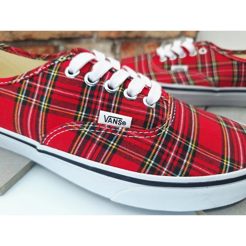 Vans Authentic British Plaid Red White Men 10.5 Tartan Canvas Skate Sneaker Rare